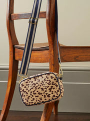 Artistix -  Cheetah Canvas Crossbody Bags