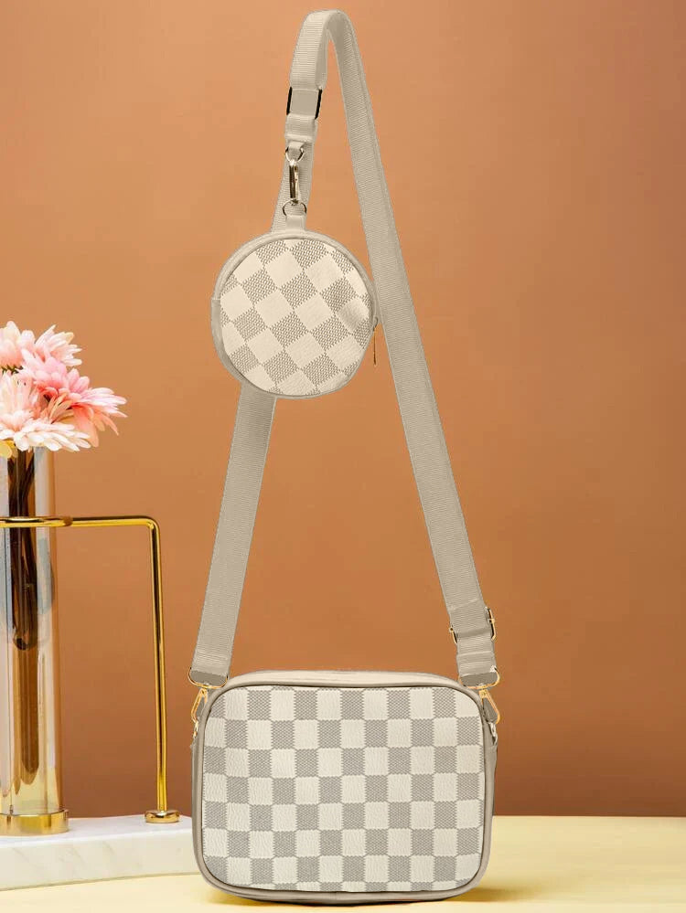 Artistix - Checkered Coin Crossbody Bag ~ Off White