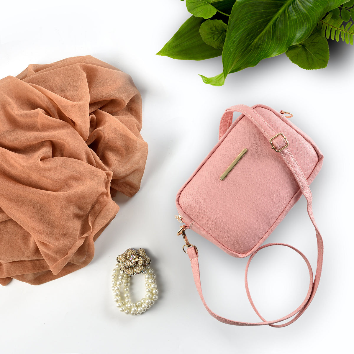Artistix - Mini Snakeskin Square Bag - Pink
